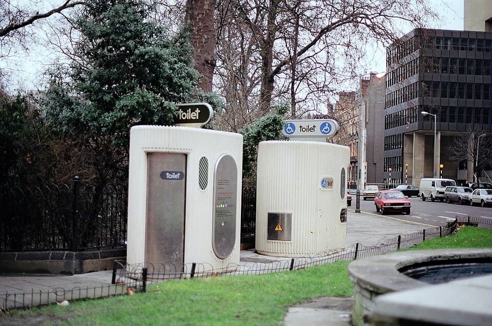 Complete Guide to Finding Public Toilets Near You in the UK | ToiletNearMe
